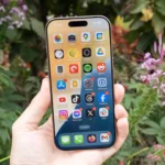 Ảnh minh họa iPhone sử dụng công nghệ màn hình ProMotion tự động điều chỉnh tốc độ làm tươi