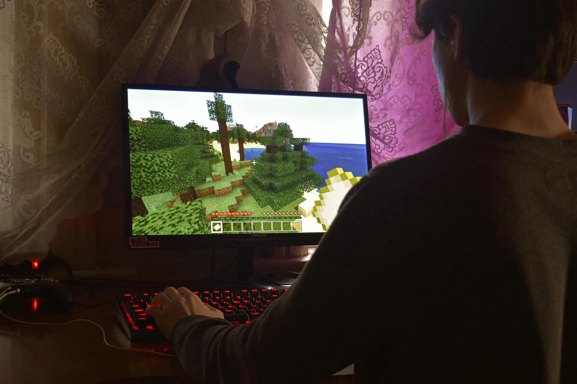 Image default