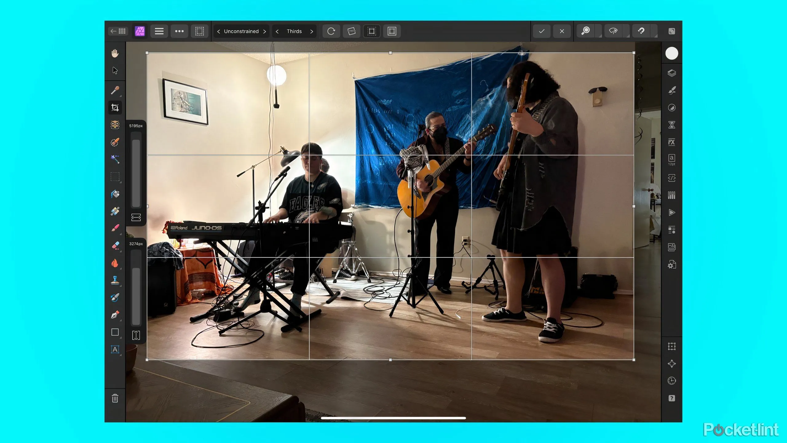 Minh họa việc cắt (crop) ảnh trên giao diện phần mềm Affinity Photo, cách zoom kỹ thuật số hoạt động.