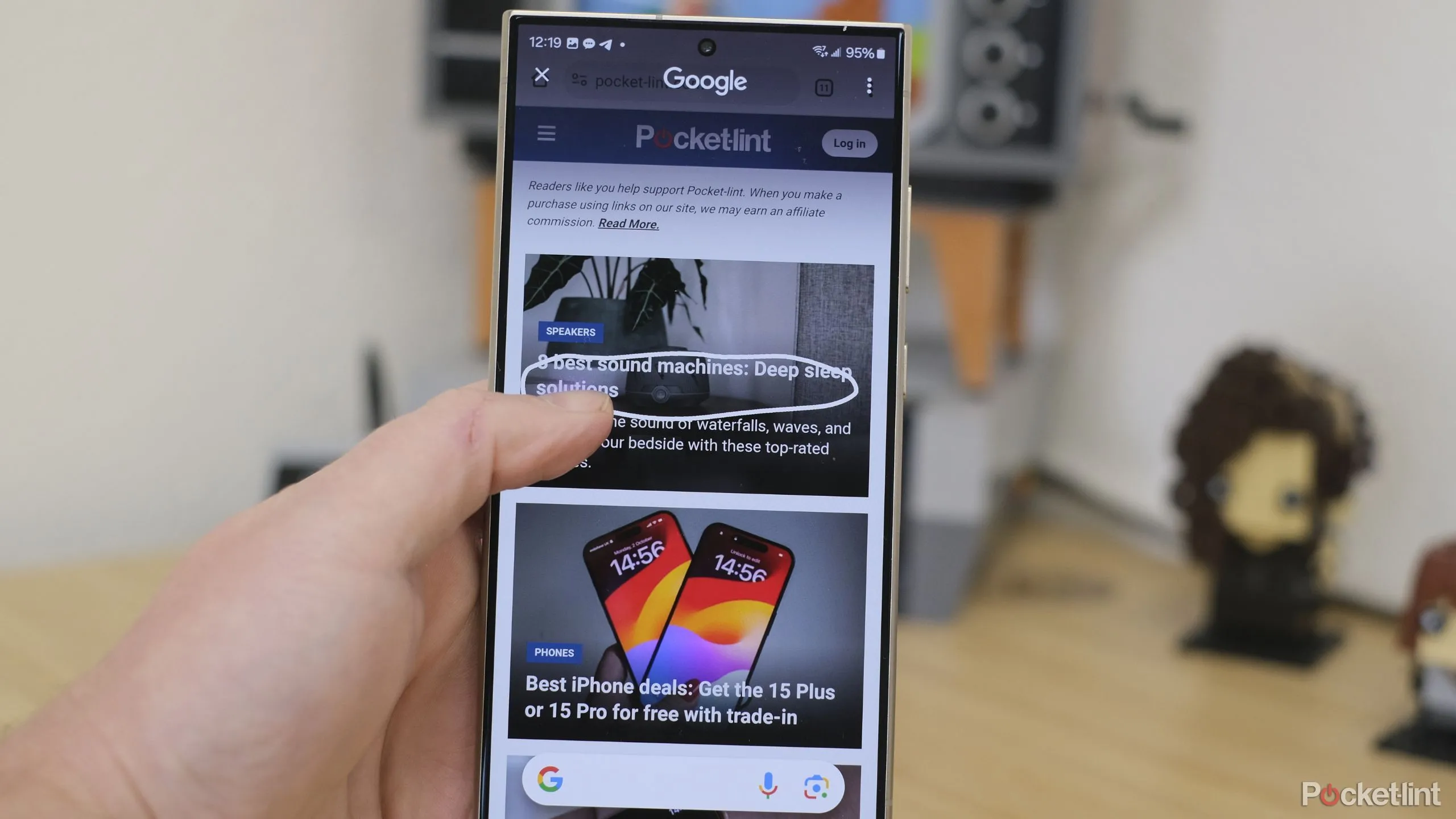 Tính năng Circle to Search (Khoanh vùng tìm kiếm) của Samsung Galaxy, cho phép tìm kiếm thông tin trực tiếp trên màn hình